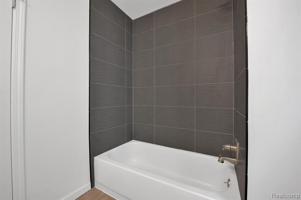 290 Pearson Street Property Photo 17