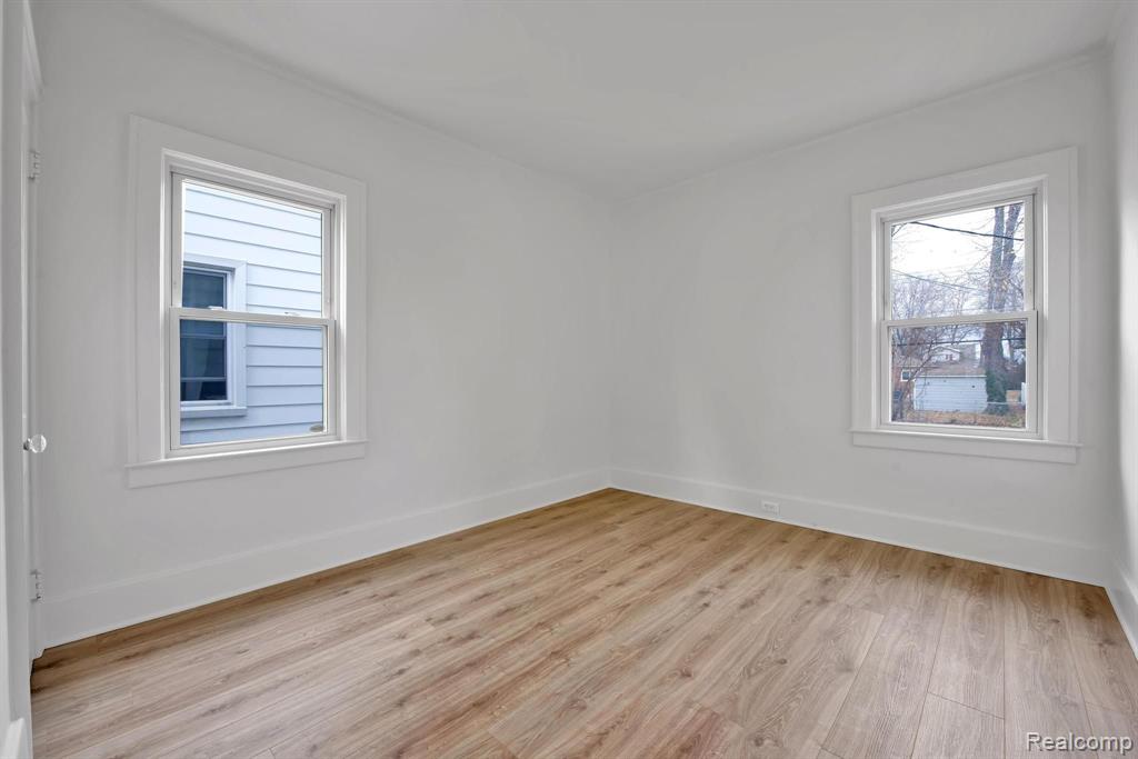 290 Pearson Street Property Photo 18