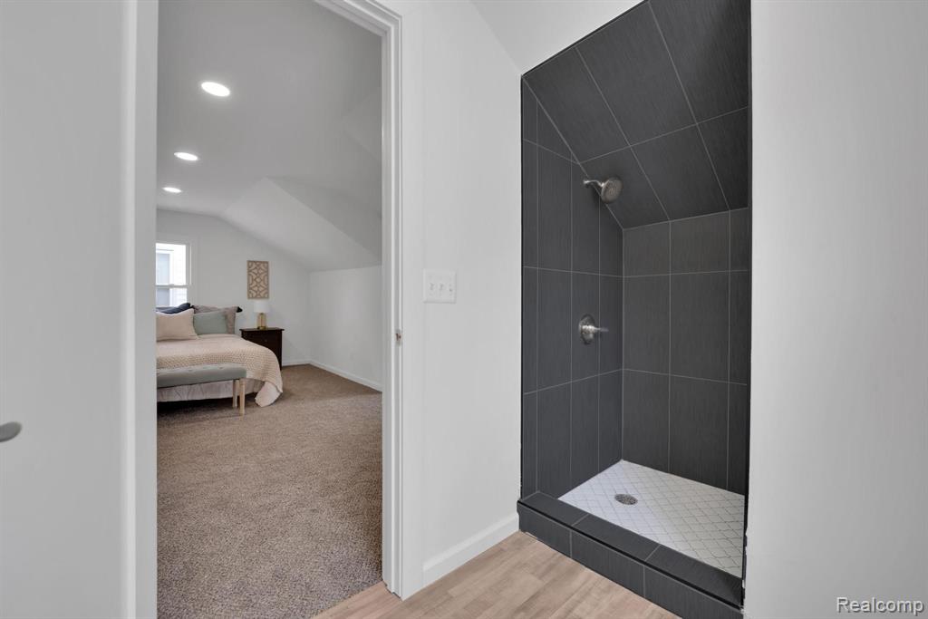 290 Pearson Street Property Photo 23
