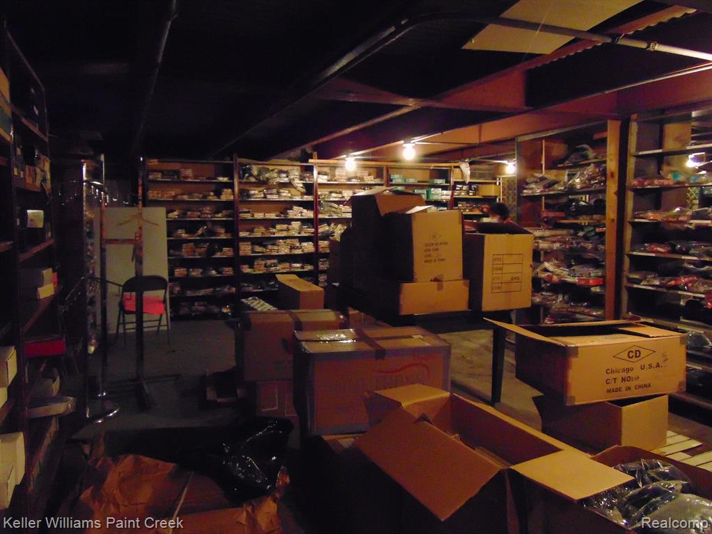 15390 Gratiot Avenue Property Photo 27