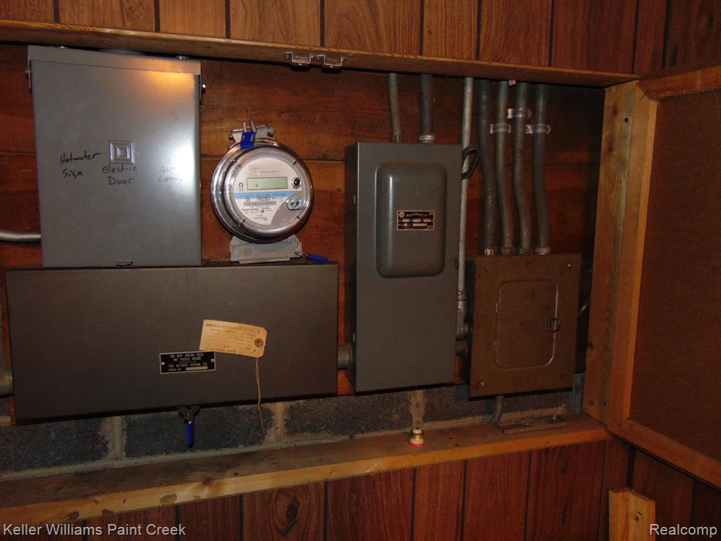 15390 Gratiot Avenue Property Photo 30