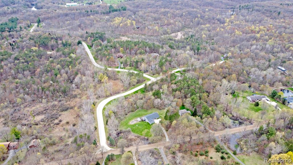 505 Bluebird Trail Property Photo 5