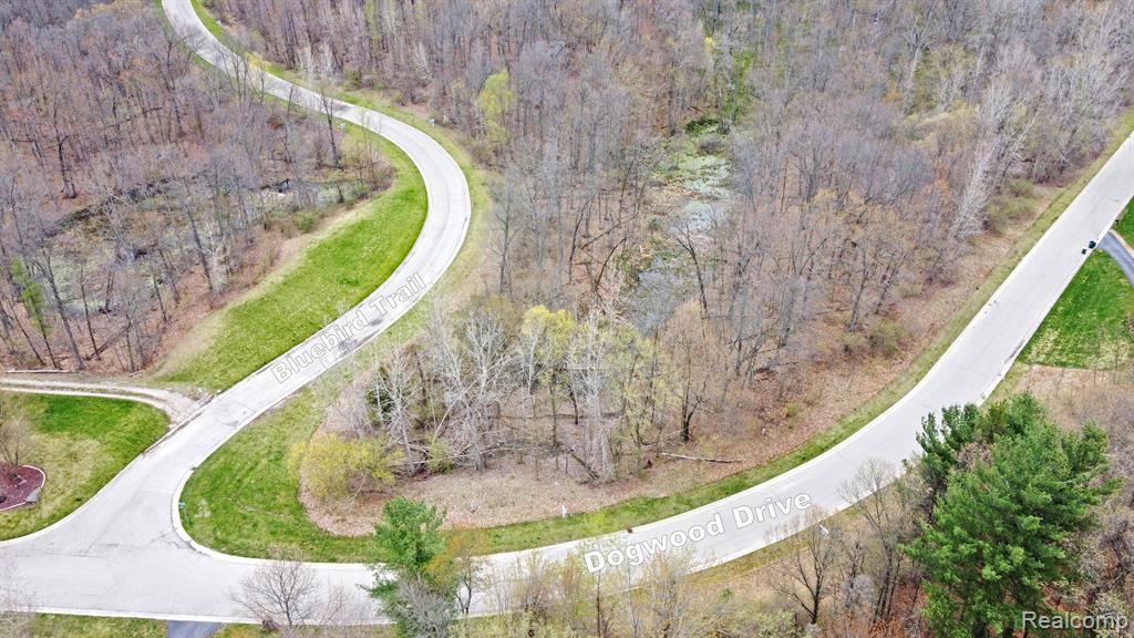 505 Bluebird Trail Property Photo 16
