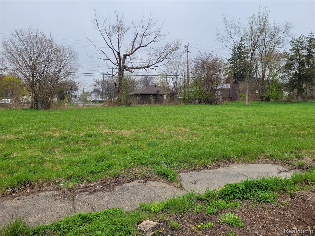 3945 Beaconsfield Street Property Photo 1