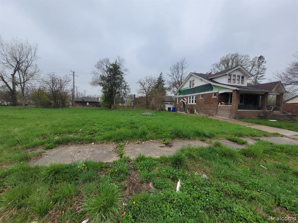 3967 Beaconsfield Street Property Photo 1
