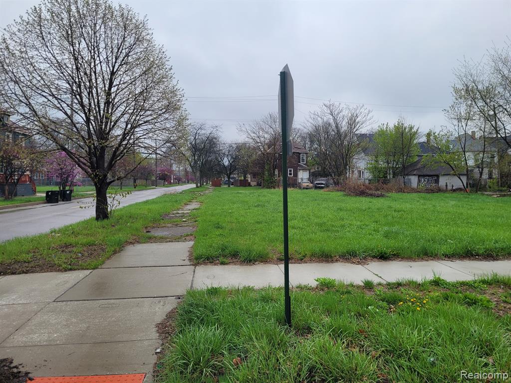 456 E Euclid Street Property Photo 2