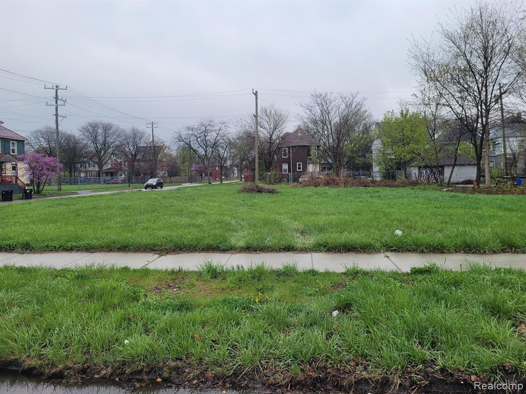 448 E Euclid Street Property Photo 2