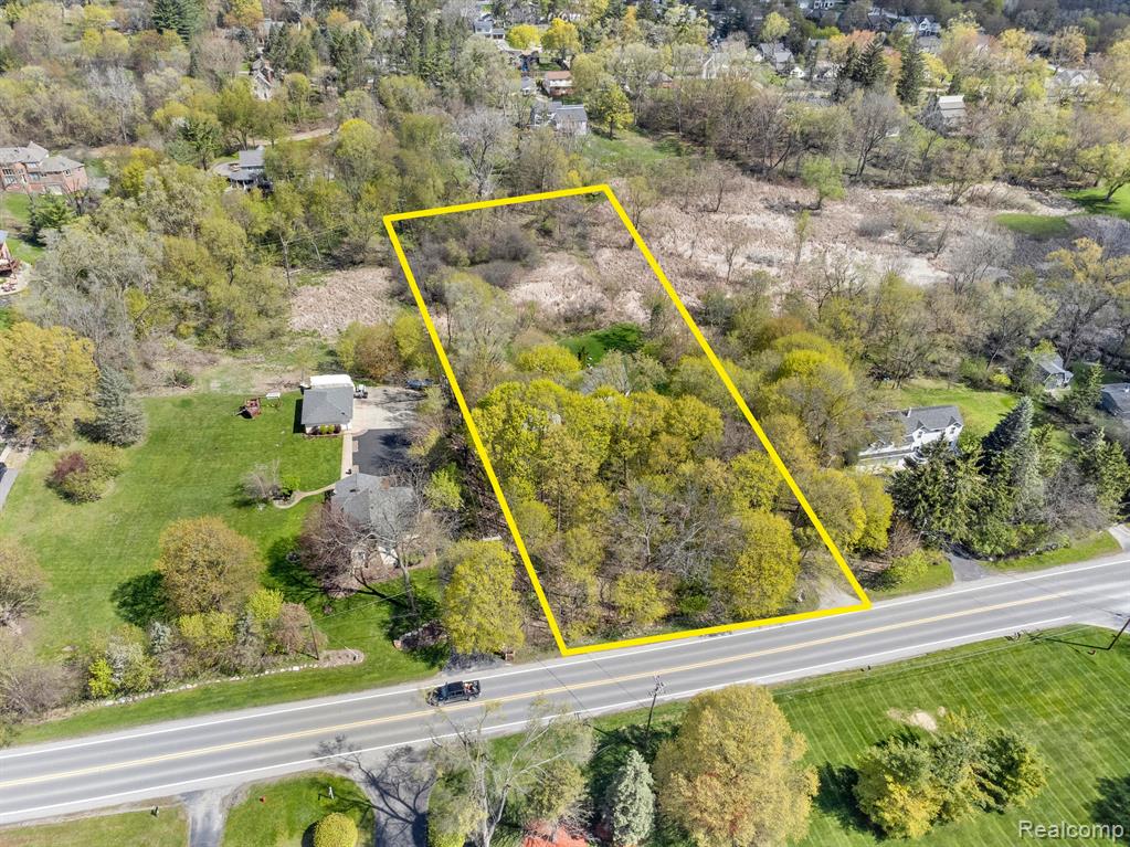 46330 7 Mile Road Property Photo