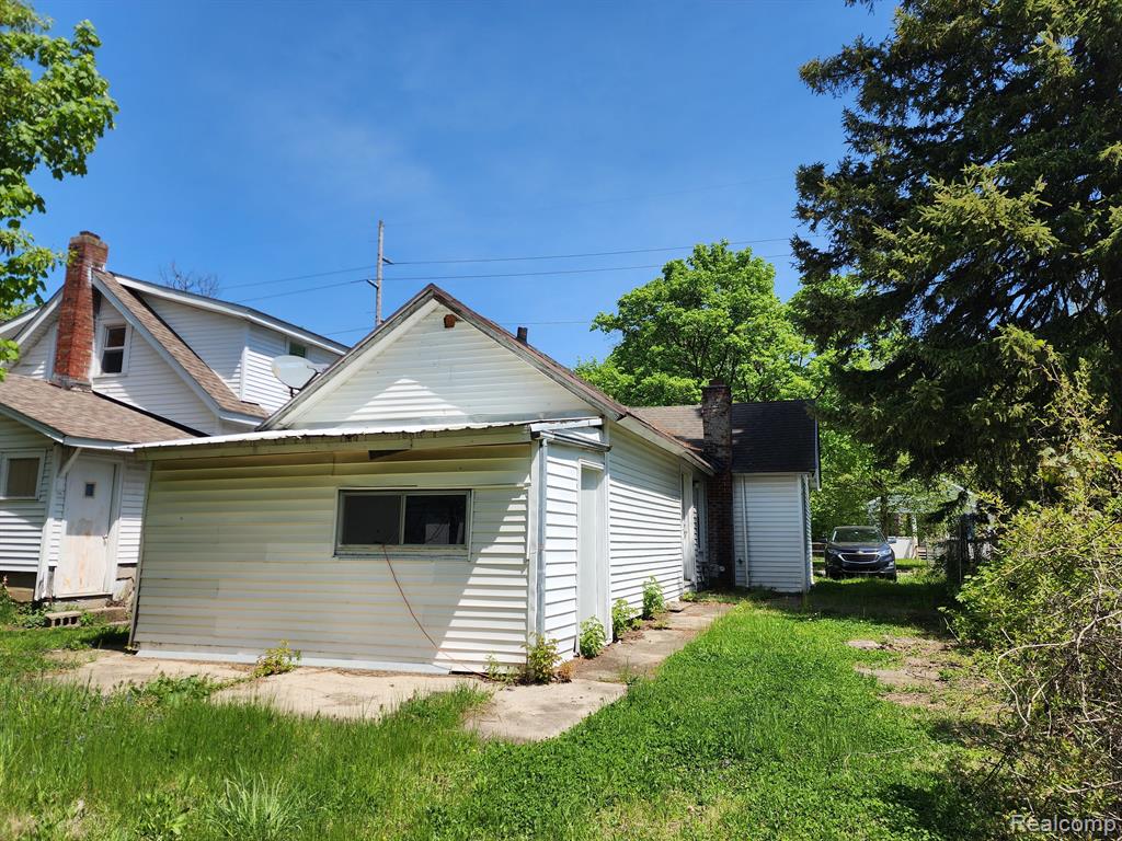 528 S Fairview Avenue Property Photo 2