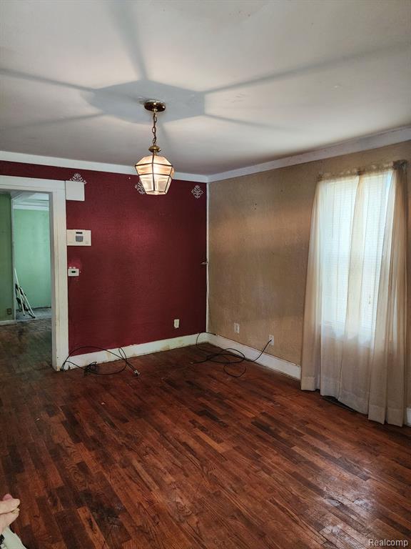 528 S Fairview Avenue Property Photo 4