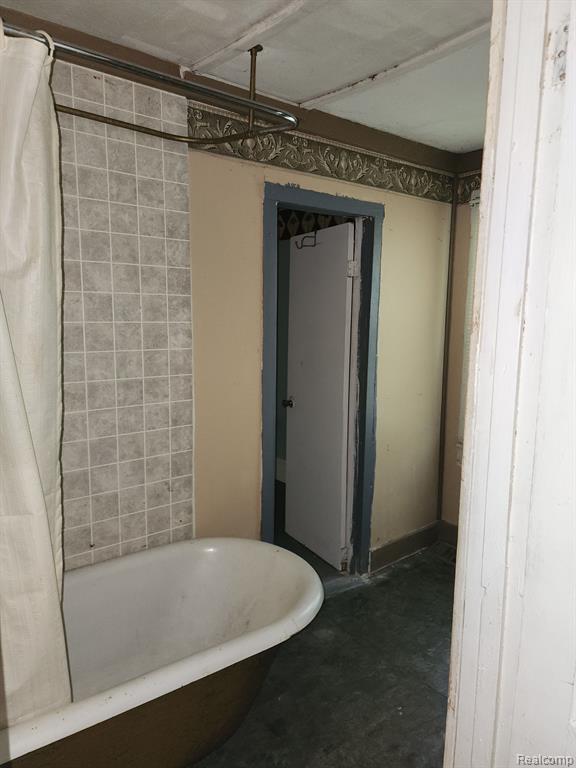 528 S Fairview Avenue Property Photo 8
