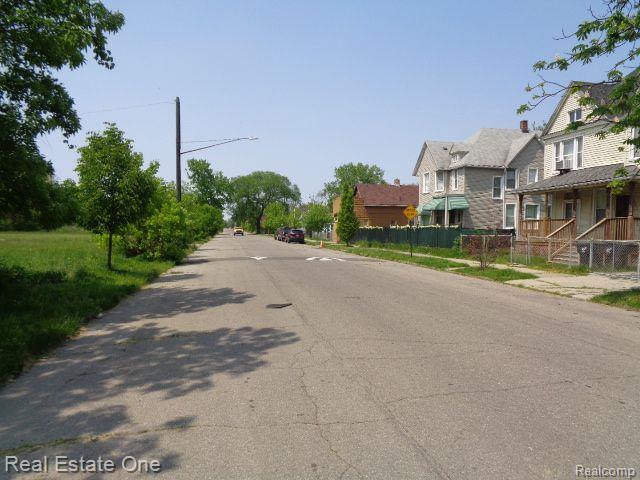 1051 Concord Street Property Photo 12