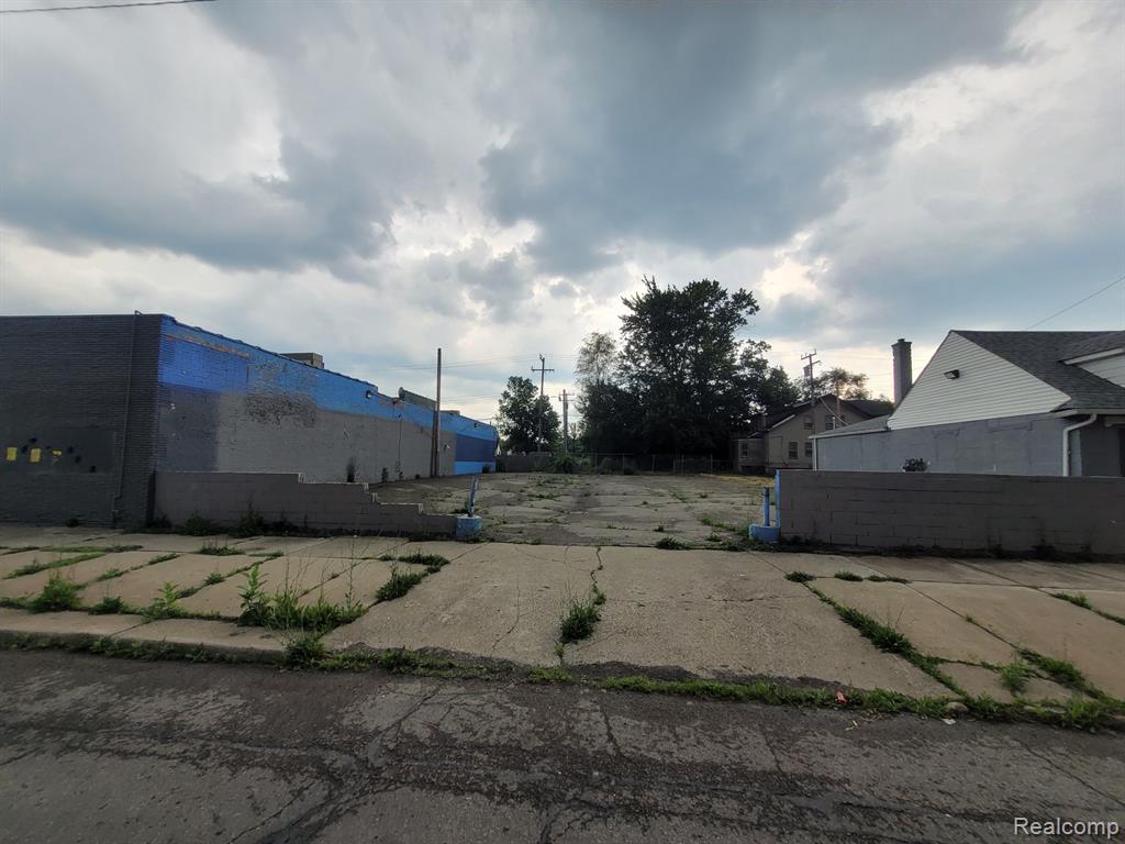 7147 PURITAN Street Property Photo 1