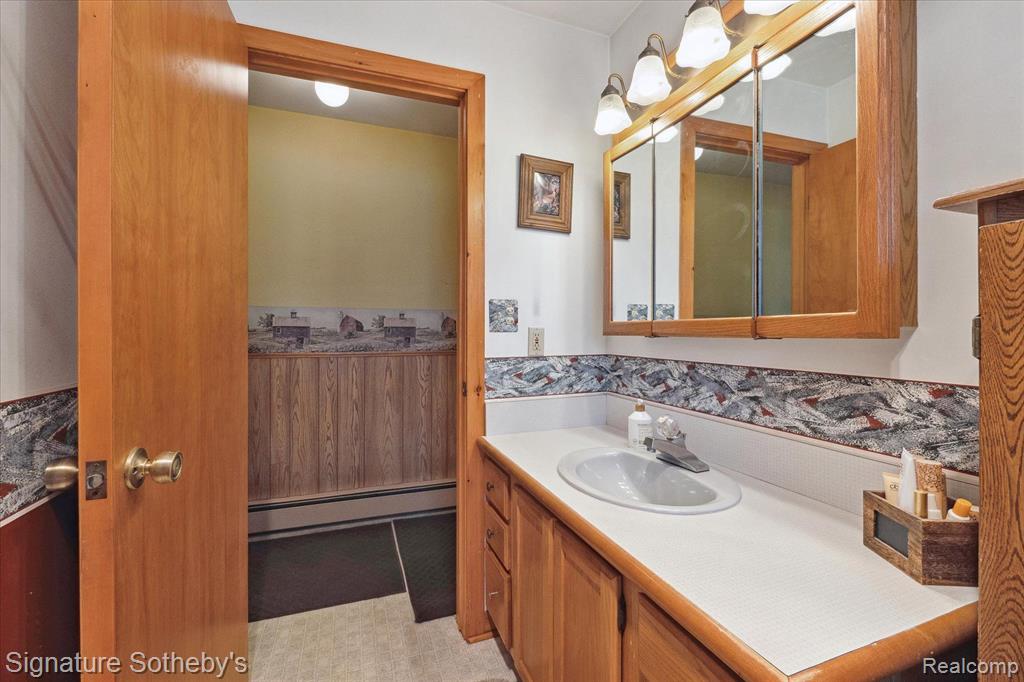 22495 24 Mile Road Property Photo 28