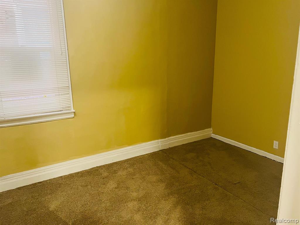 2436 Hewitt Street Property Photo 5