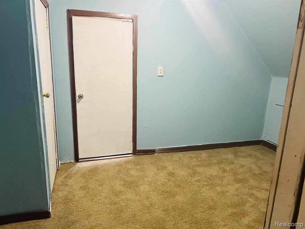 2436 Hewitt Street Property Photo 10