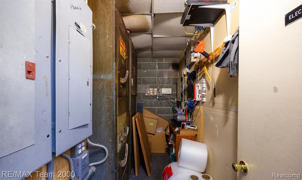 8830 Telegraph Road Property Photo 17