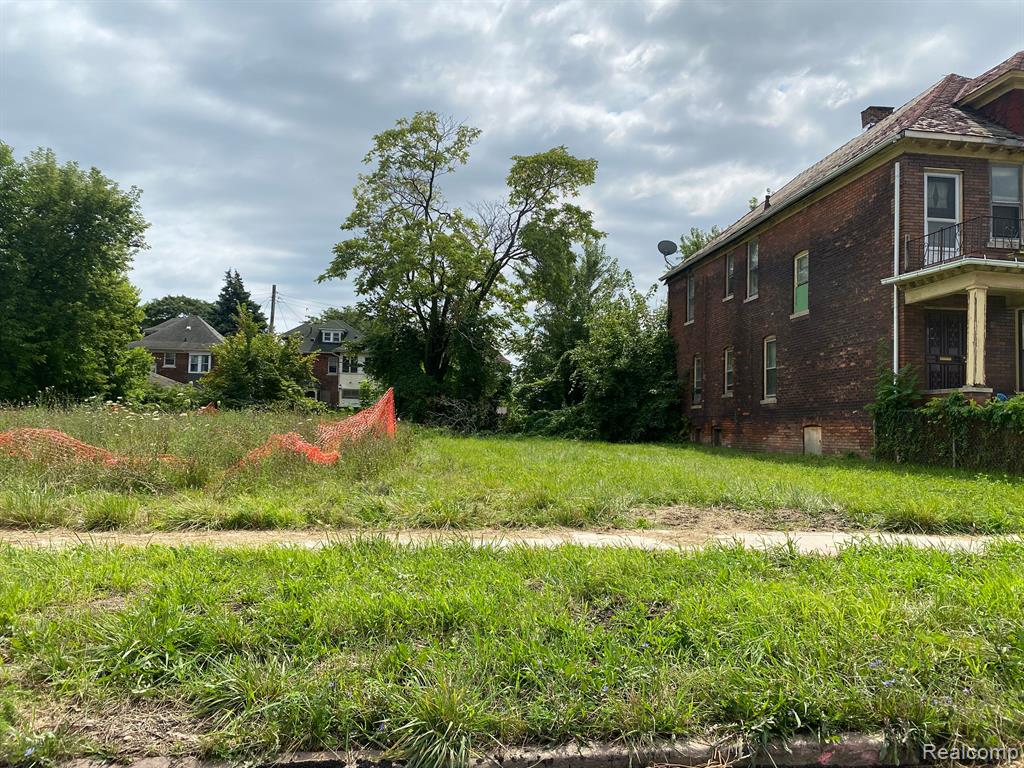 282 E Euclid Street Property Photo 1