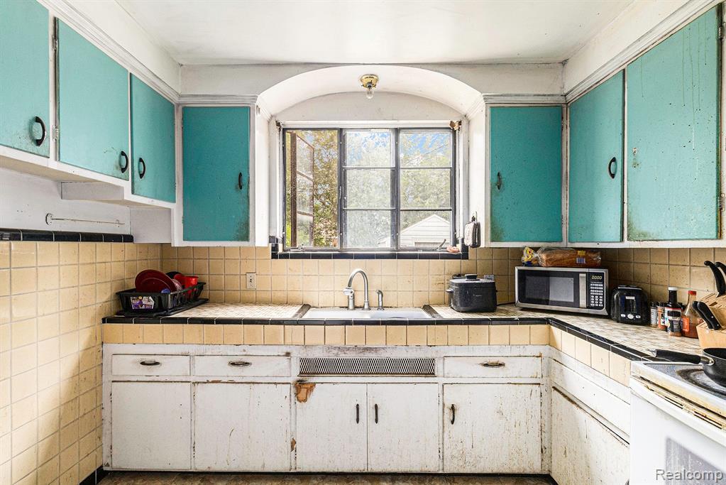 11058 Mckinney Street Property Photo 12