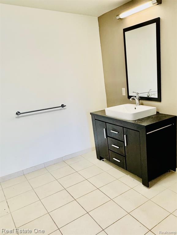 10 Witherell St #2803 Property Photo 8