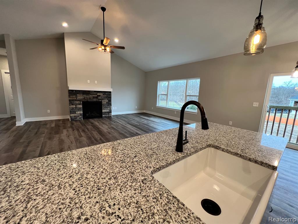 01 Textile Road Property Photo 15
