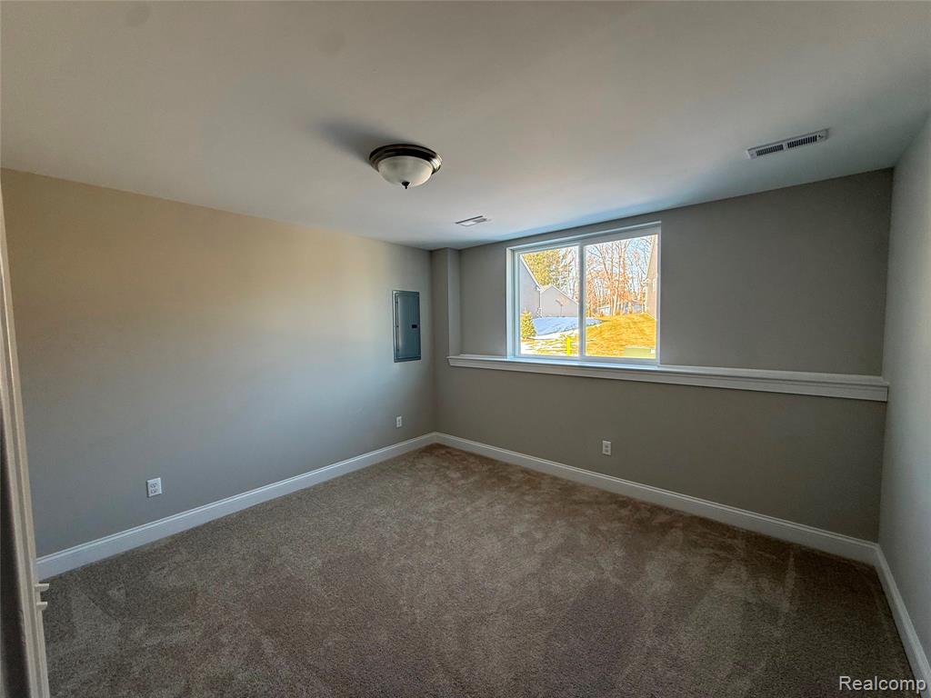 1034 Camellia Circle Property Photo 27