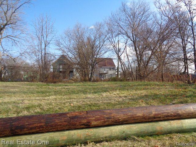 2926 SHERIDAN Street Property Photo 1