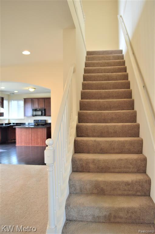 4313 Silverleaf Drive Property Photo 14
