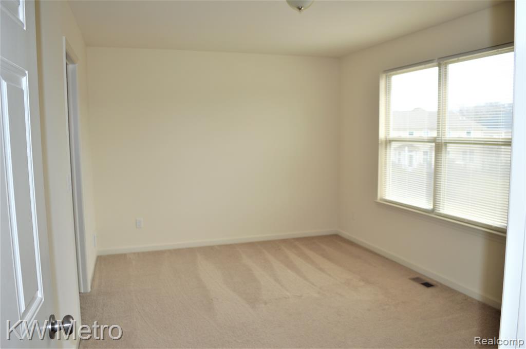 4313 Silverleaf Drive Property Photo 21