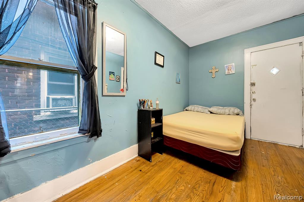 776 Woodmere Street Property Photo 15
