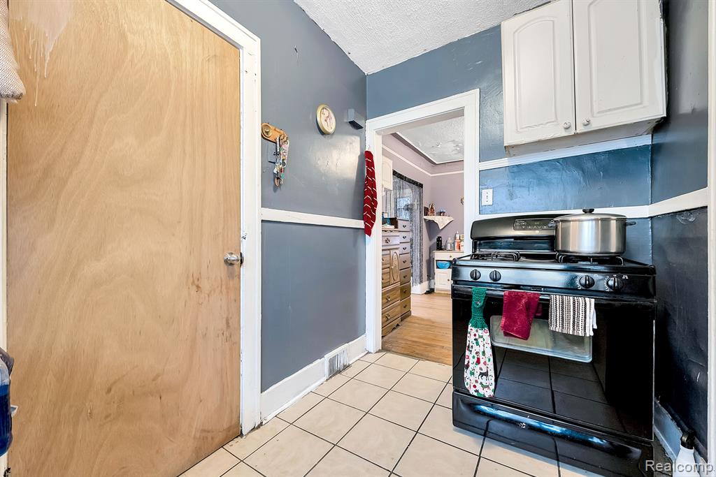 776 Woodmere Street Property Photo 22