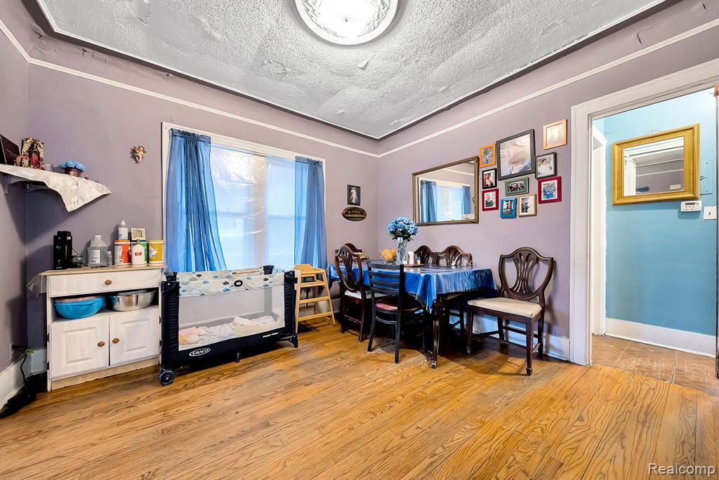 776 Woodmere Street Property Photo 28