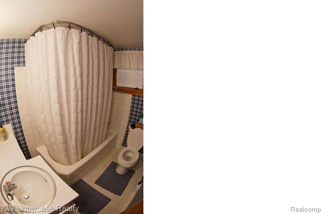 5146 Lower Shore Drive Property Photo 29