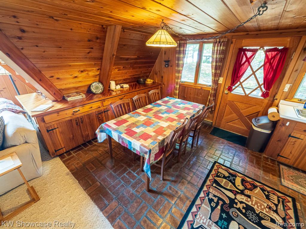 5146 Lower Shore Drive Property Photo 61