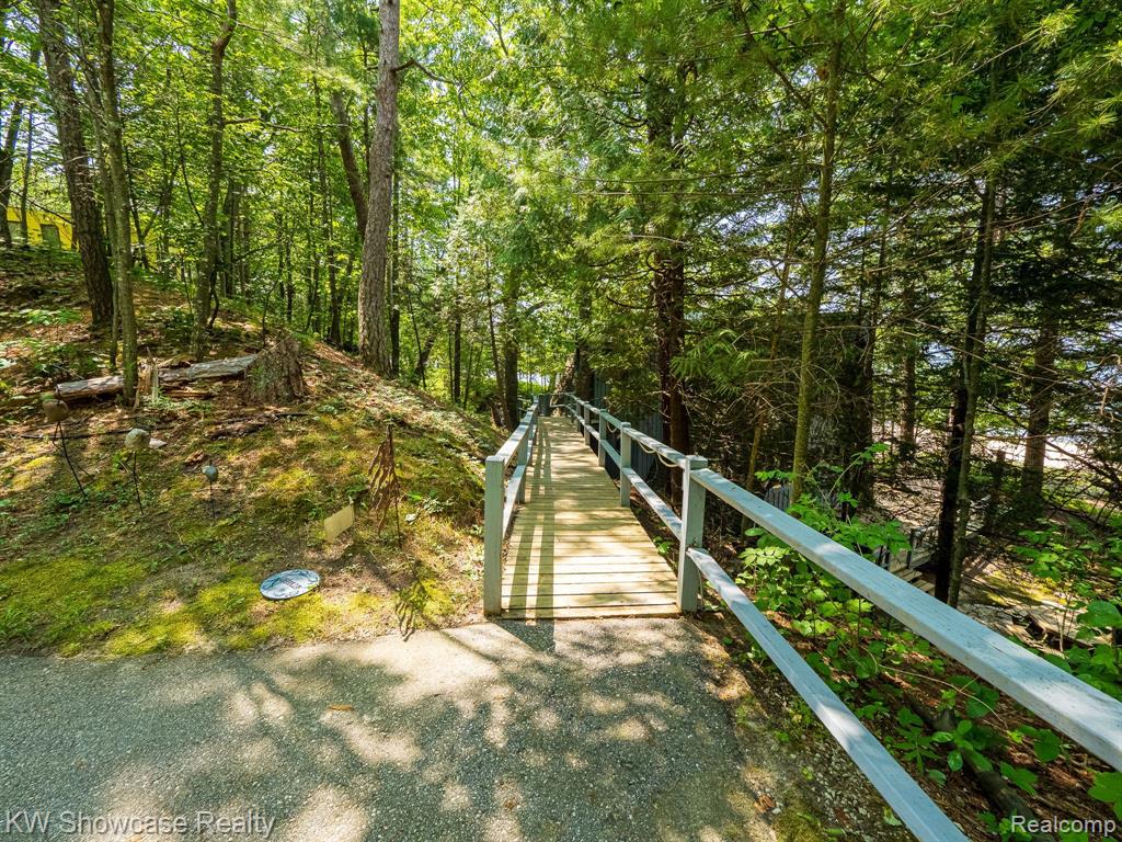 5146 Lower Shore Drive Property Photo 67