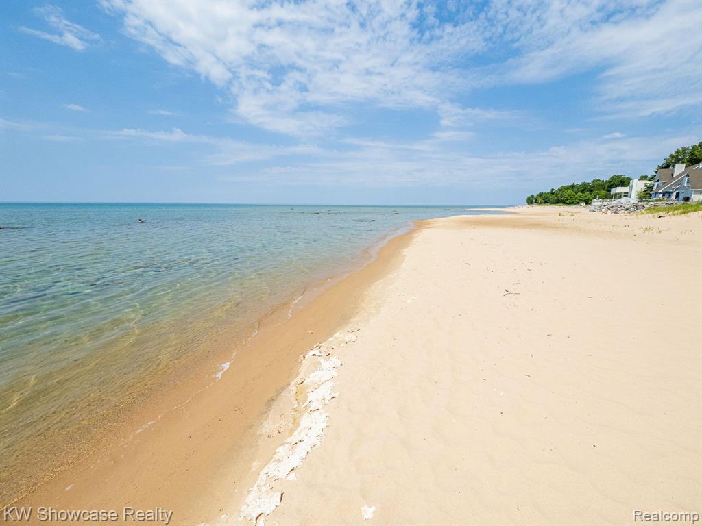 5146 Lower Shore Drive Property Photo 80