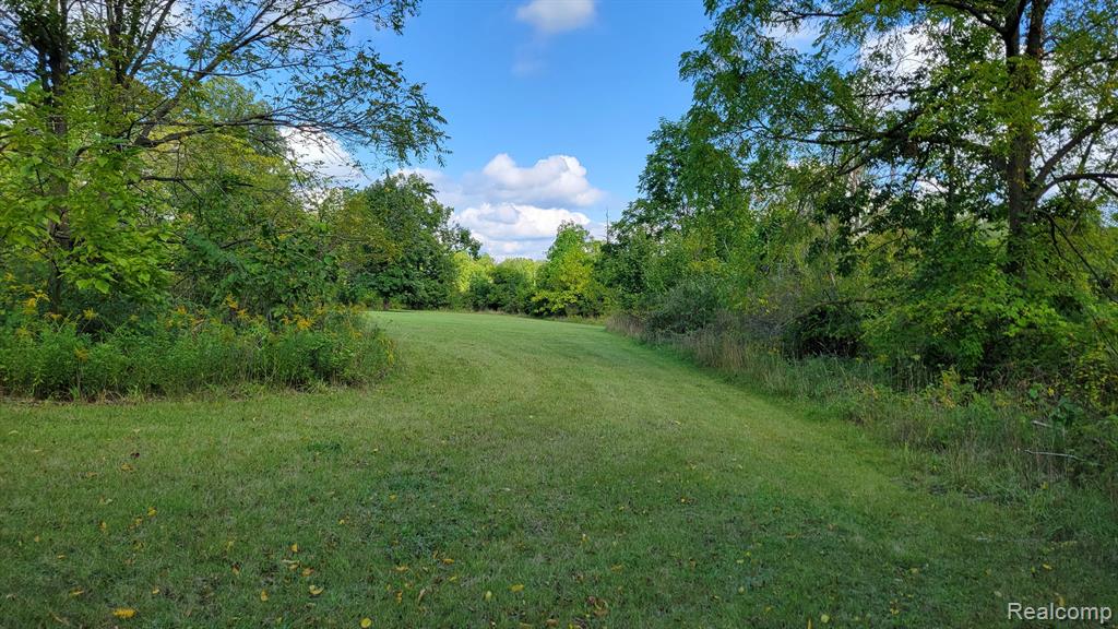 427 N Steer Street Property Photo 27