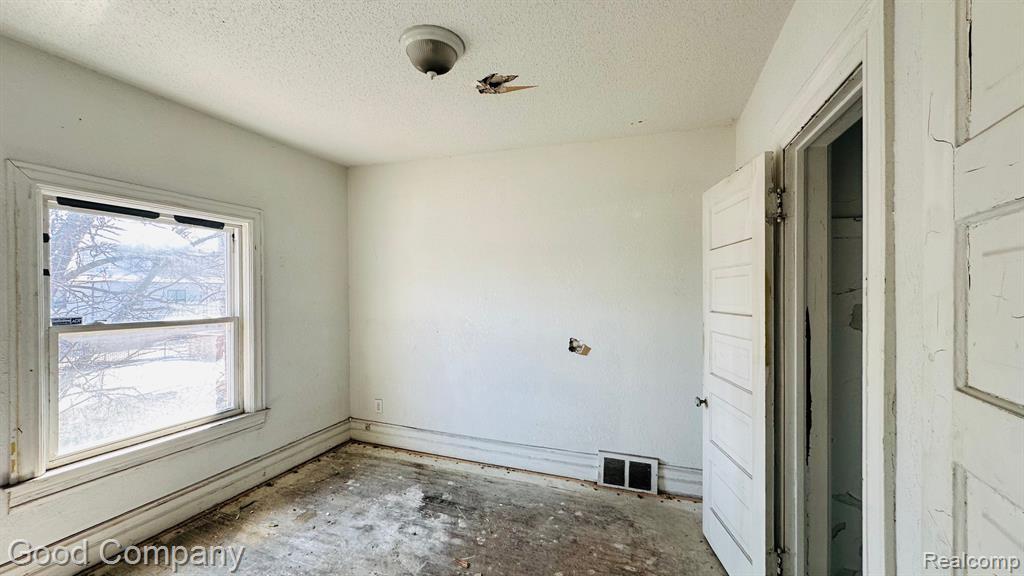 104 Mount Vernon Street Property Photo 8
