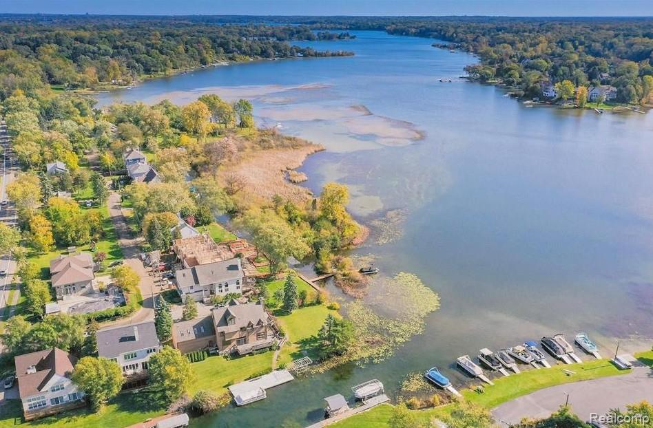 Lots Green Lake/langtoft Property Photo