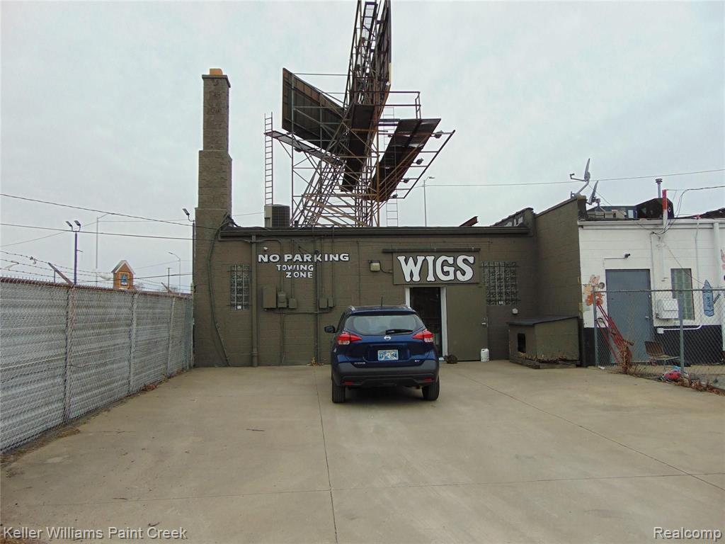 15390 Gratiot Avenue Property Photo 23
