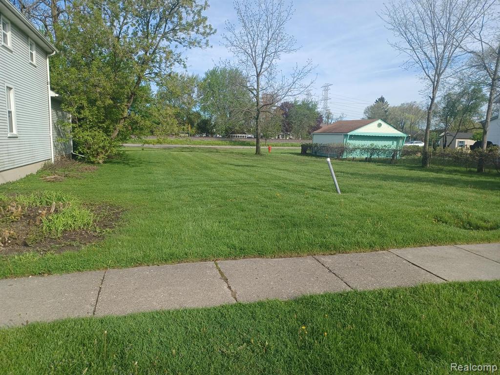32338 Church Street Property Photo 2