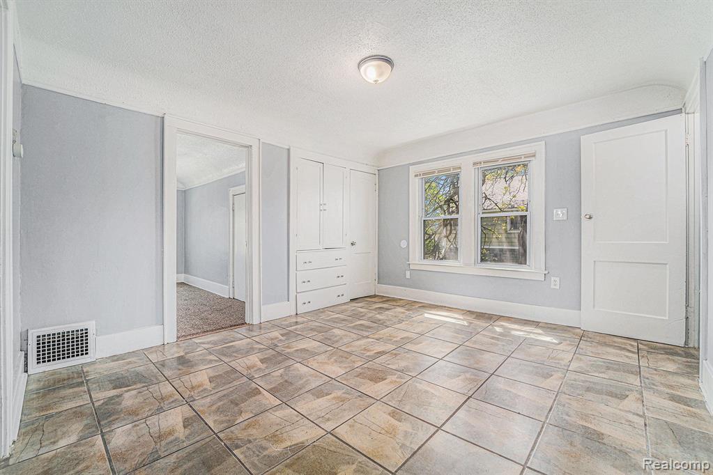 1654 Chandler Avenue Property Photo 15