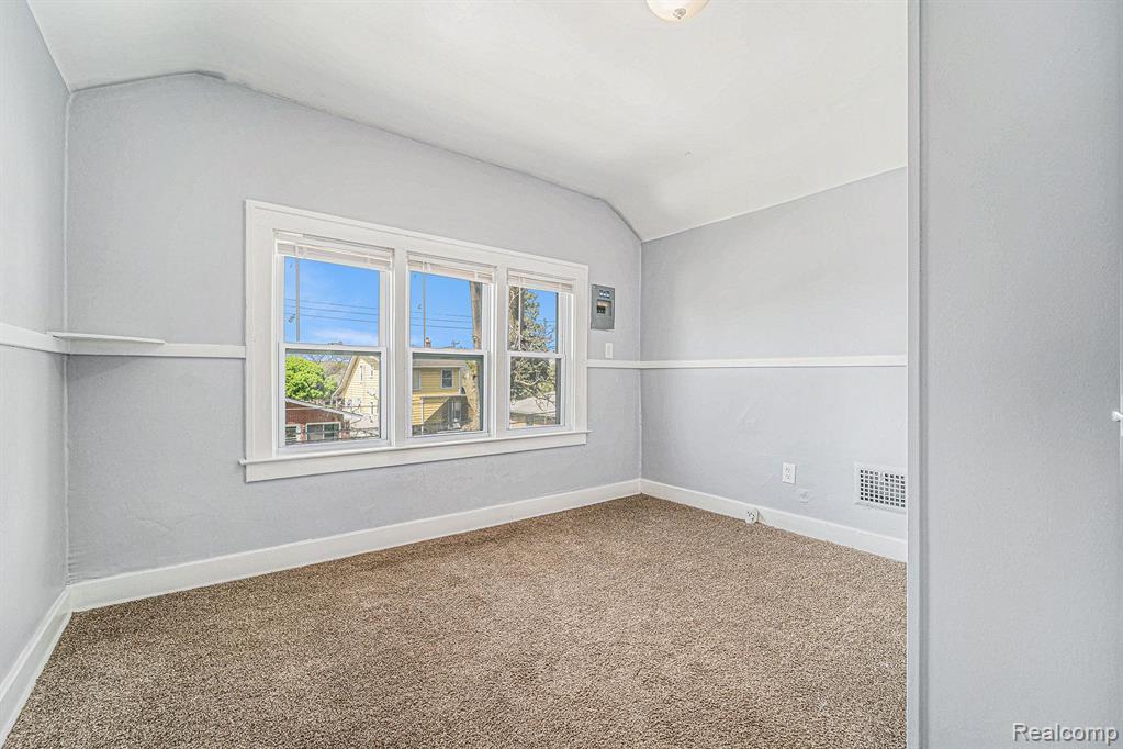 1654 Chandler Avenue Property Photo 17