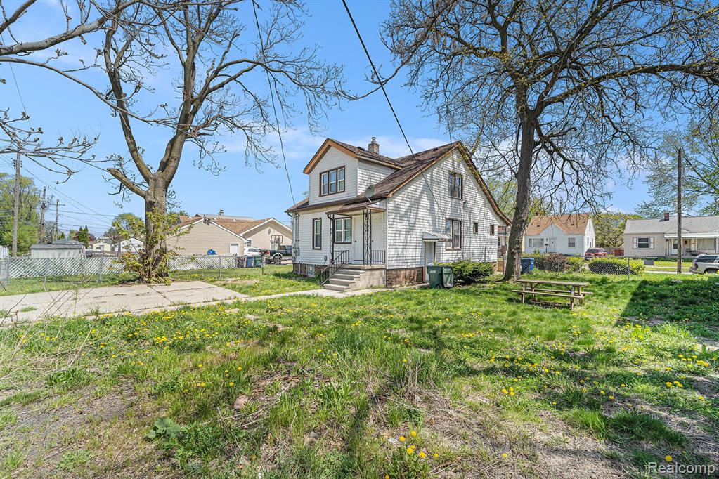 1654 Chandler Avenue Property Photo 24