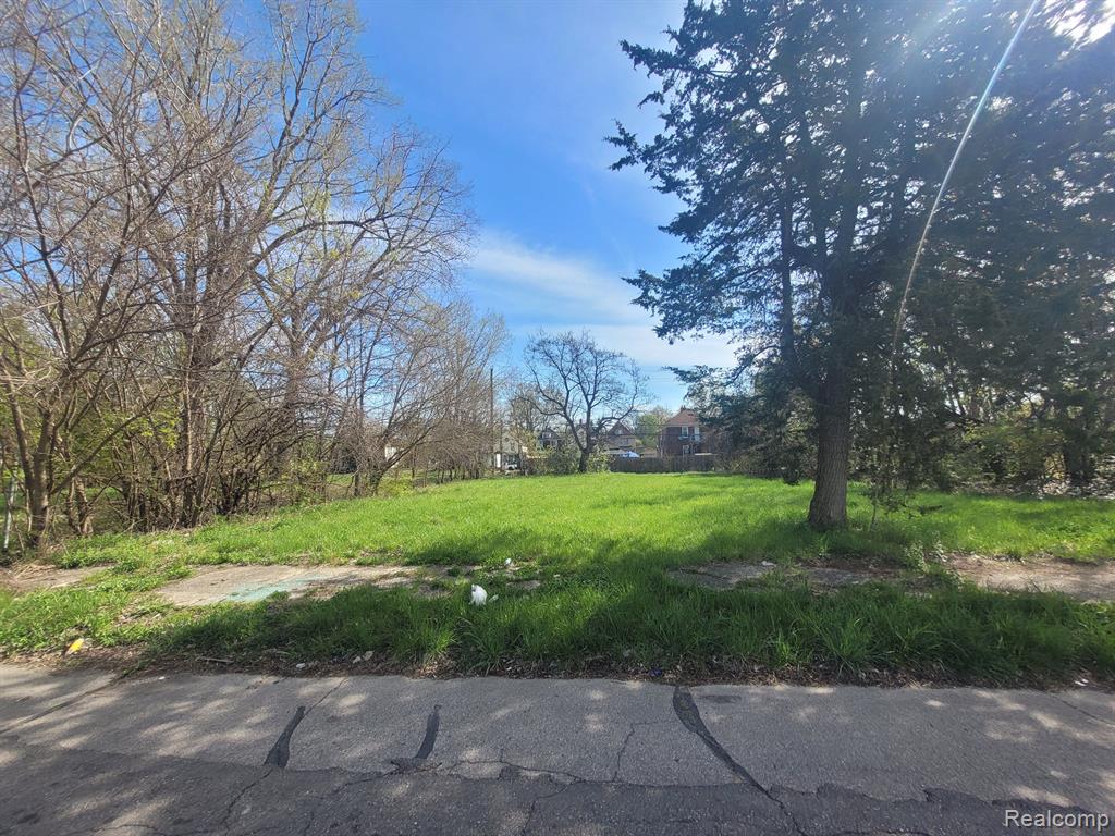 3432 Beals Street Property Photo 8