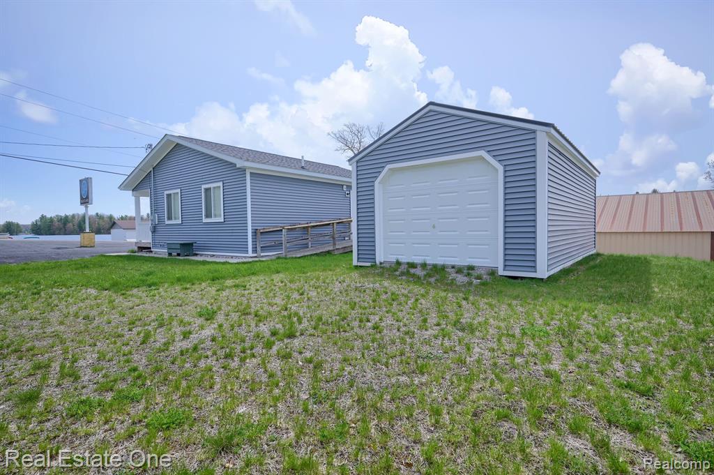 3008 Rifle River Trail Property Photo 21