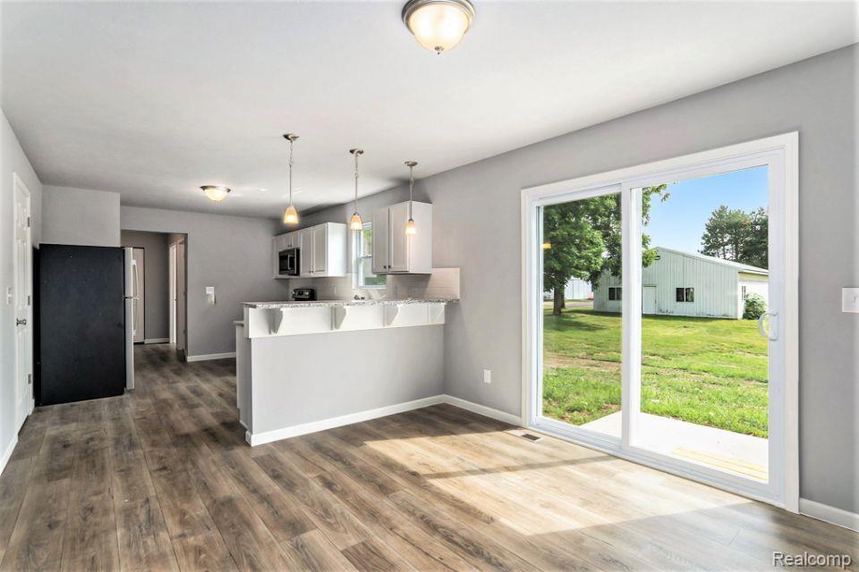8390 Majestic Boulevard Property Photo 6