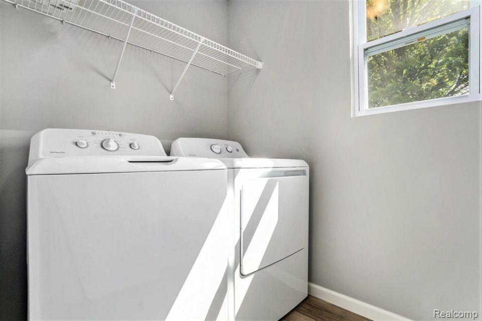 8390 Majestic Boulevard Property Photo 13