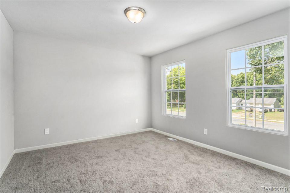 8390 Majestic Boulevard Property Photo 19