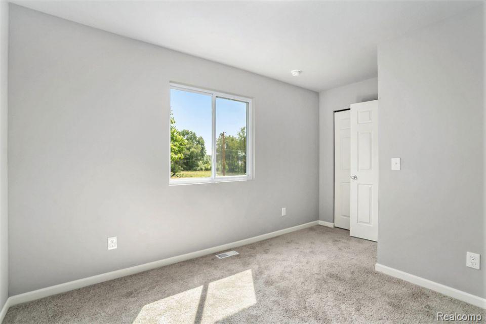 8390 Majestic Boulevard Property Photo 21